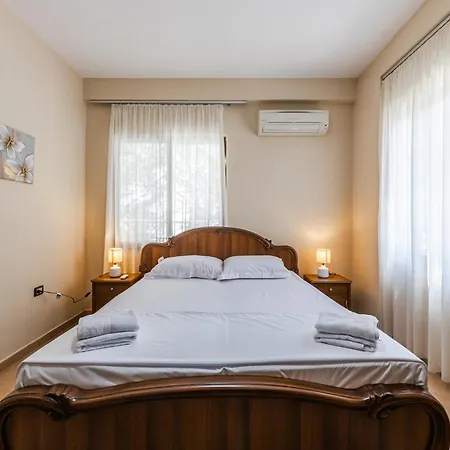 Waves Retreat 1br By Pikhost Appartement Golem (Tirana)